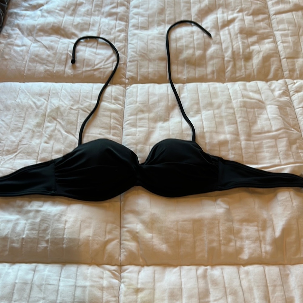 Victoria’s Secret bikini top